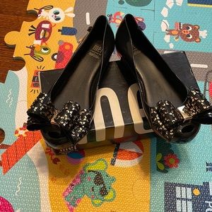 Mini Melissa,size 1. Great condition used one time.